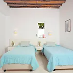 ميكونوس بيتش 3* Mykonos Town