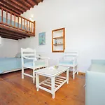 ميكونوس بيتش 3* Mykonos Town