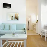 ميكونوس بيتش 3*