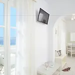 فندق ميكونوس بيتش Mykonos Town