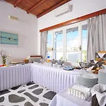 ميكونوس بيتش فندق Mykonos Town