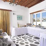 ميكونوس بيتش Mykonos Town