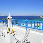 ميكونوس بيتش Mykonos Town