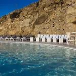 فندق ميكونوس بيتش 3*