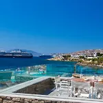 ميكونوس بيتش Mykonos Town